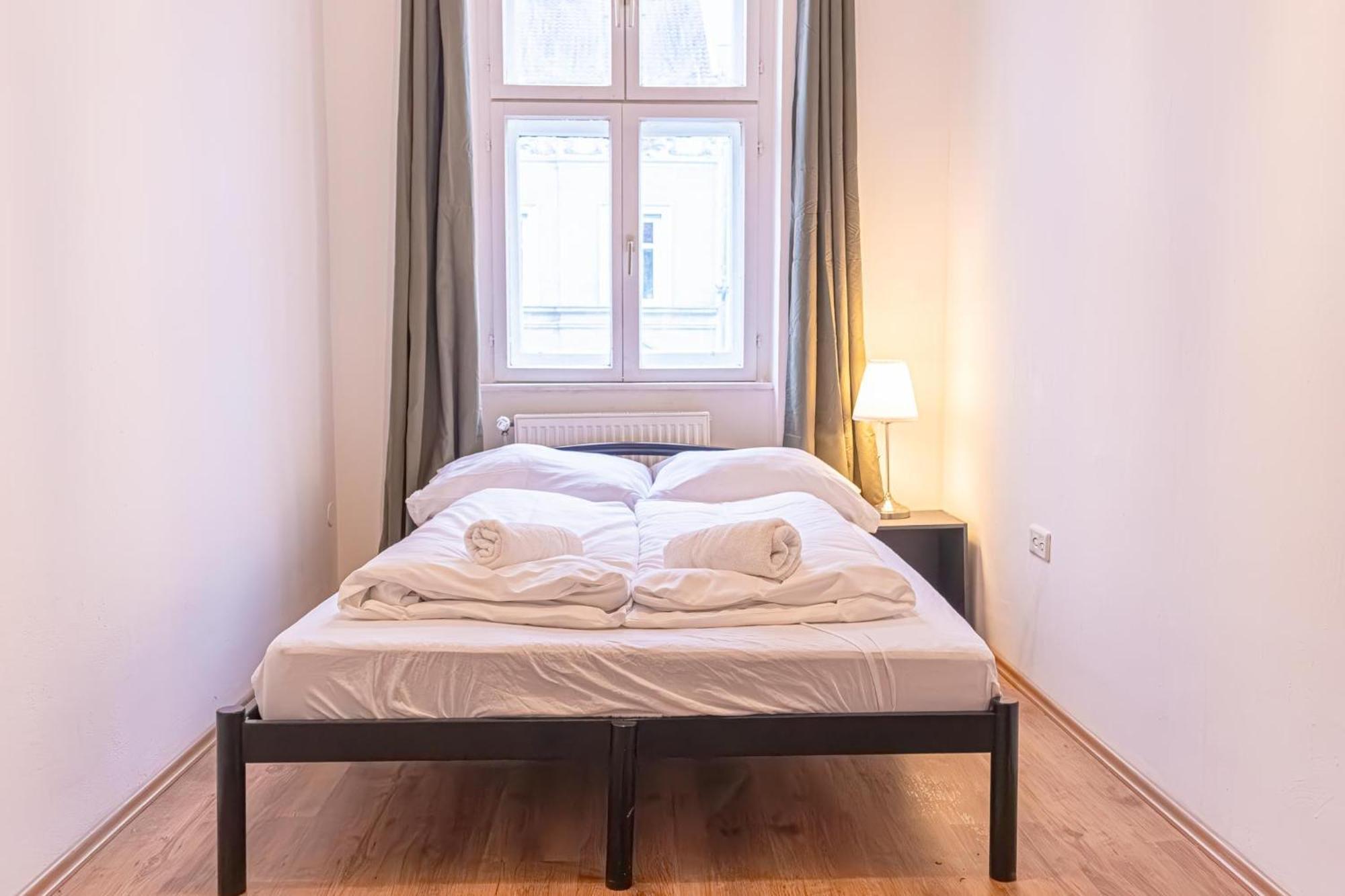 Spacious 2Br Apt -Near Wiener Stadthalle Burggassewiener Well Located Exteriér fotografie